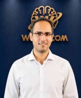 پرترهی مهرداد دیندار